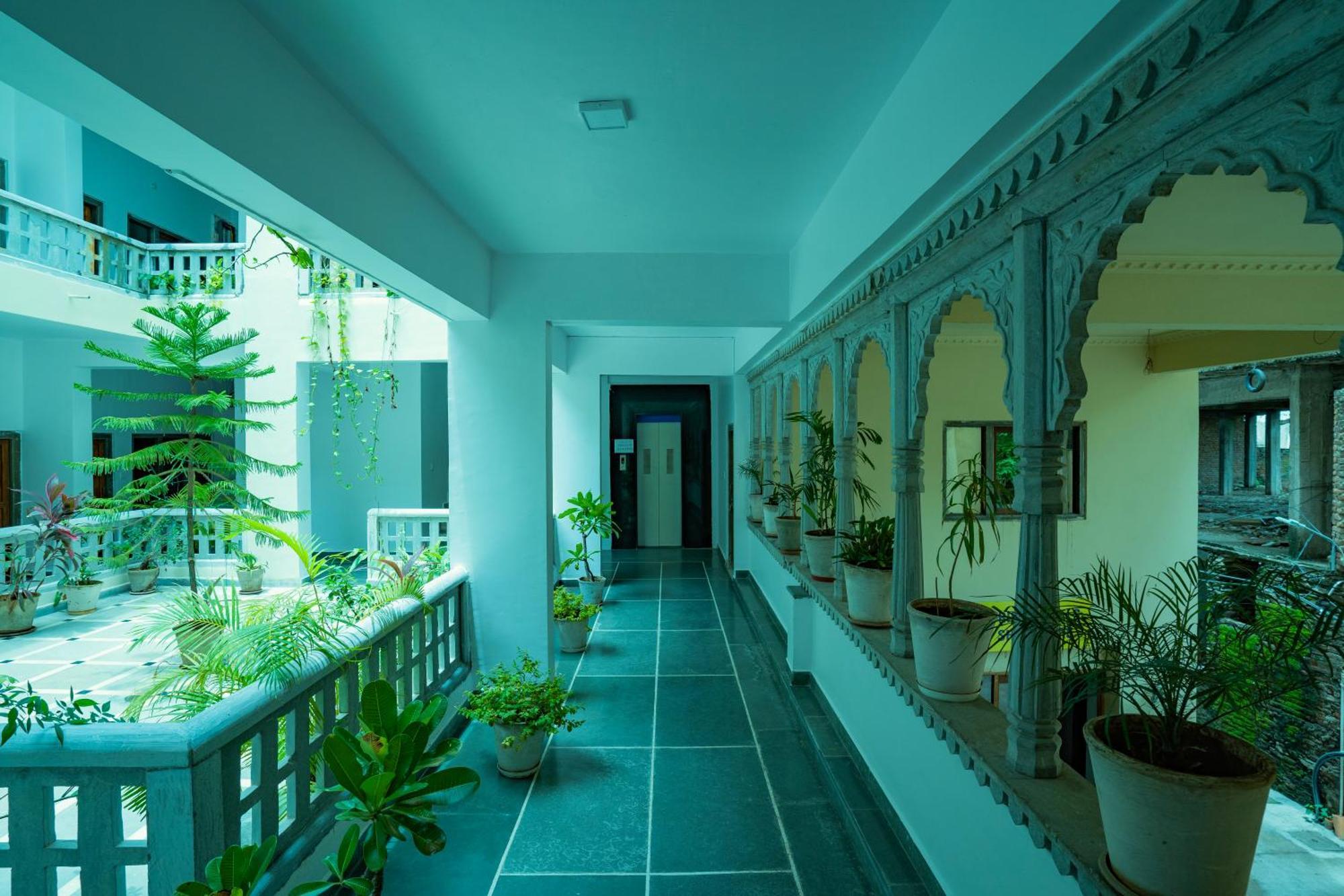 Tripli Hotels Shiv Villas Udaipur Exteriör bild