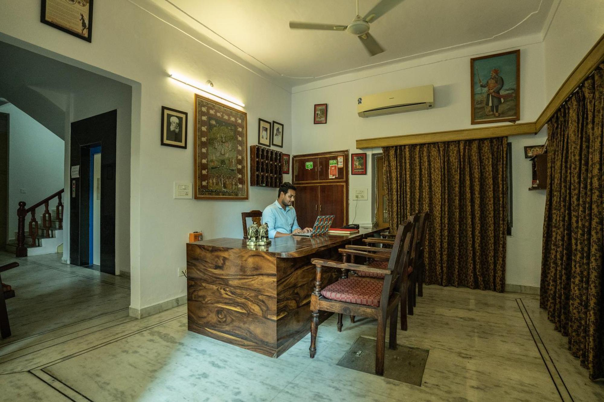 Tripli Hotels Shiv Villas Udaipur Exteriör bild