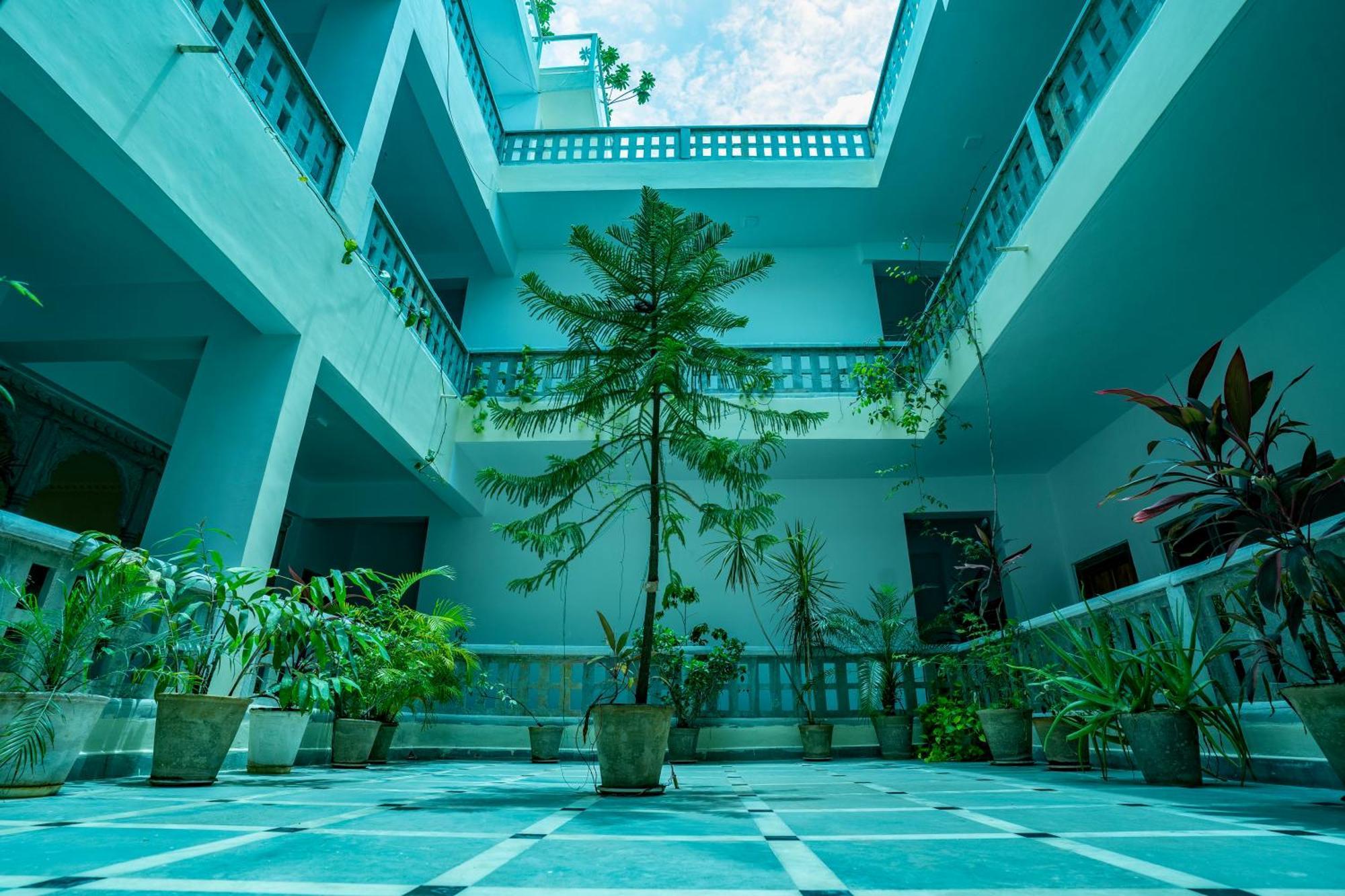 Tripli Hotels Shiv Villas Udaipur Exteriör bild