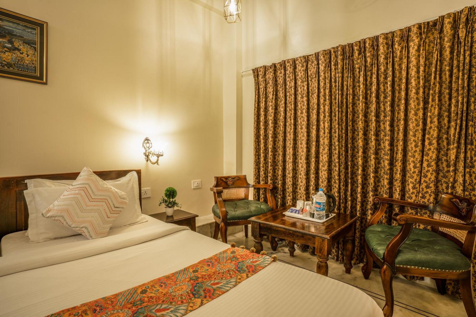 Tripli Hotels Shiv Villas Udaipur Exteriör bild