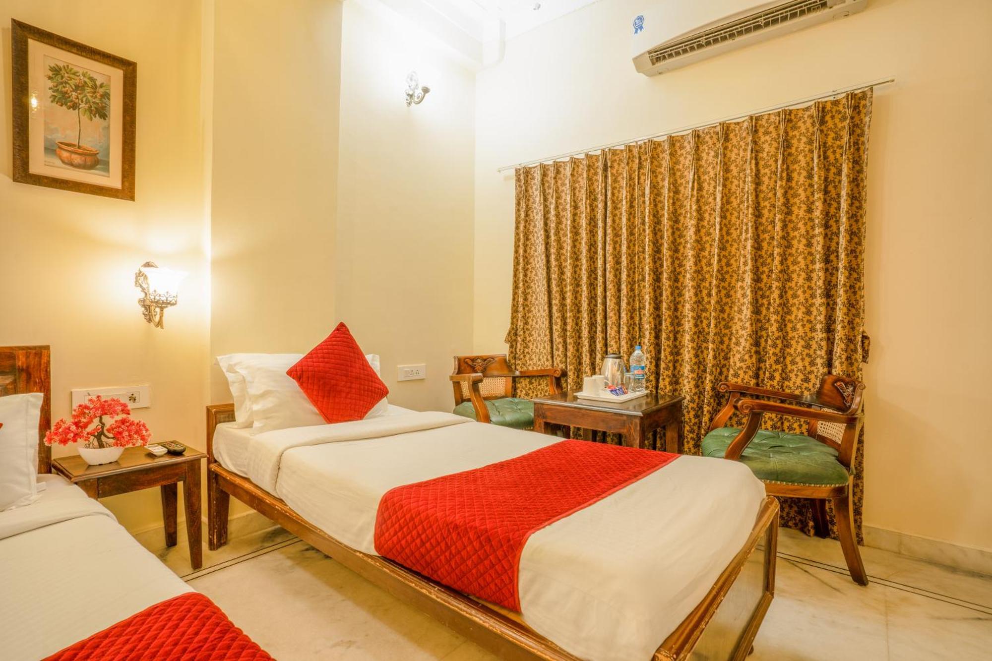 Tripli Hotels Shiv Villas Udaipur Exteriör bild