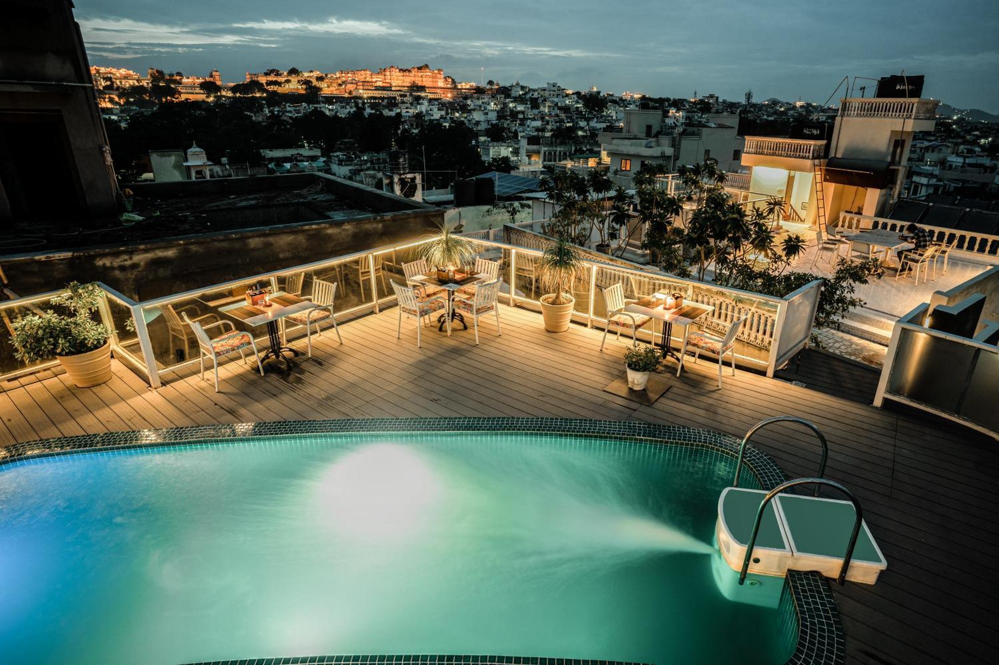 Tripli Hotels Shiv Villas Udaipur Exteriör bild