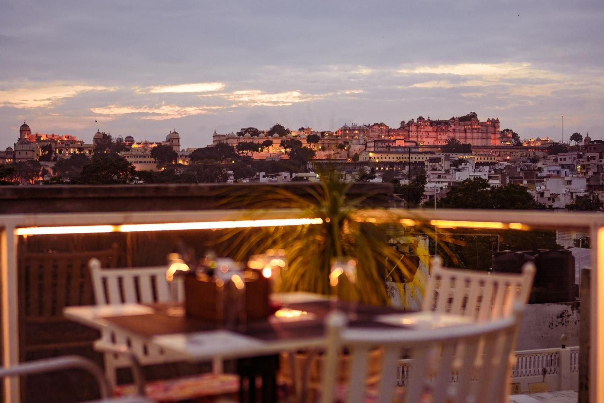 Tripli Hotels Shiv Villas Udaipur Exteriör bild